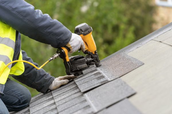 Roof Shingles Repair in East Hartford